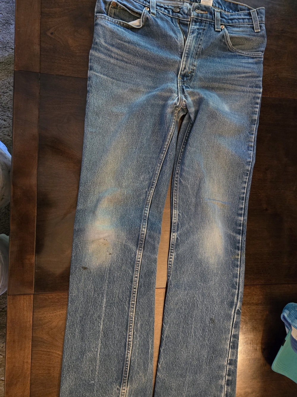 Levi's Men's Faded Blue Bootcut Jeans - Picture 2 of 16